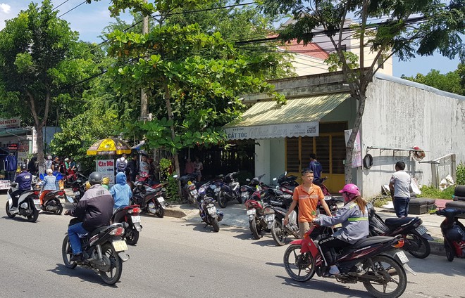 Chân dung tên cướp đâm trọng thương cụ bà 71 tuổi và cô gái sau khi mua dâm trong quán hớt tóc ở Đà Nẵng - Ảnh 4.