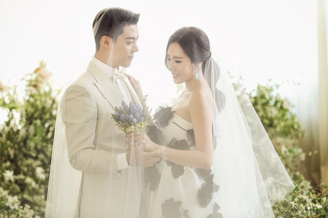 Bộ ảnh cưới hot nhất Kbiz hôm nay: Sao nam xứ Hàn lột xác hậu giảm 15kg vì hôn lễ, cô dâu vận động viên có kém gì - Ảnh 1.