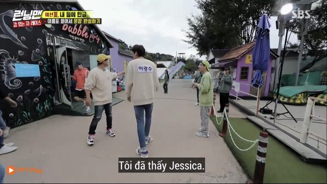 Chuyện thật như đùa: Tiffany (SNSD) bị gọi nhầm thành... Jessica ngay trên sóng Running Man - Ảnh 2.