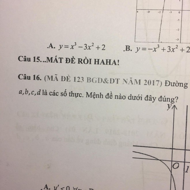 Xuất hiện dòng chữ lạ trong đề thi khiến học sinh đồng loạt muốn bỏ học: “Thôi mất đề rồi, học hành gì tầm này nữa!” - Ảnh 1.