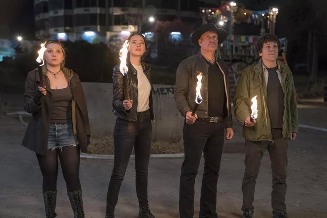 Zombieland 2 tung trailer: Emma Stone từng giã thây ma như chơi PUBG lại ngáo bất ngờ thế này! - Ảnh 4.