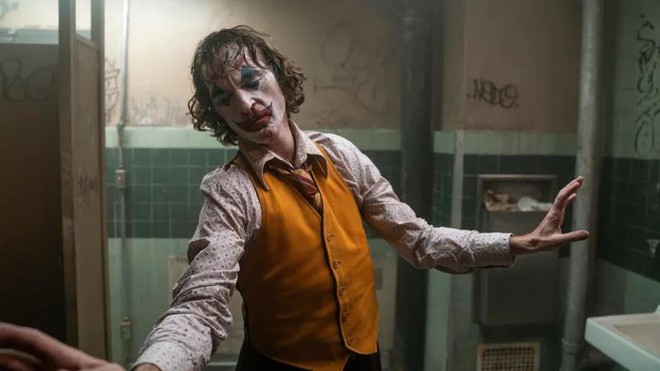 Soi nhanh một loạt Joker: Có thể Joaquin Phoenix là điên nhất nhưng chuẩn nguyên tác lại là người khác - Ảnh 11.