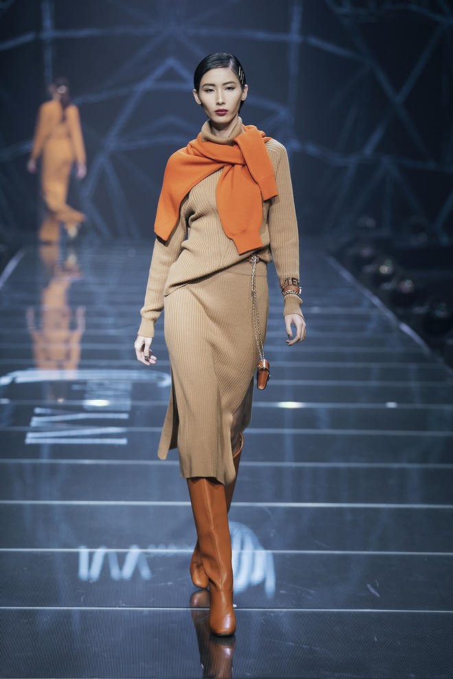 IVY moda khẳng định xu hướng thời trang Thu Đ&ocirc;ng 2019 c&ugrave;ng BST Step Out - Ảnh 4.