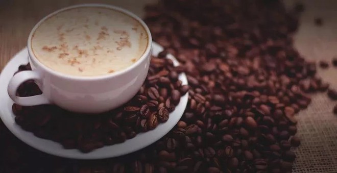 Không những giúp giảm cân, ngăn ngừa mắc bệnh tim mạch, kéo dài tuổi thọ, uống cà phê còn rất có lợi cho đường tiêu hóa - Ảnh 3.