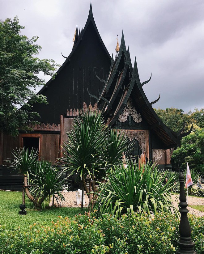 Tham gia cuộc chiến săn màu cho thanh xuân bớt u ám với “tour” khám phá một lúc ba ngôi chùa được săn đón nhiều nhất Chiang Rai - Ảnh 12.