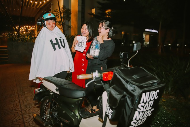 Hú hồn với anh chàng Rider BAEMIN giao đồ ăn trong bộ đồ ma dễ thương ngày Halloween ở Sài Gòn - Ảnh 8.