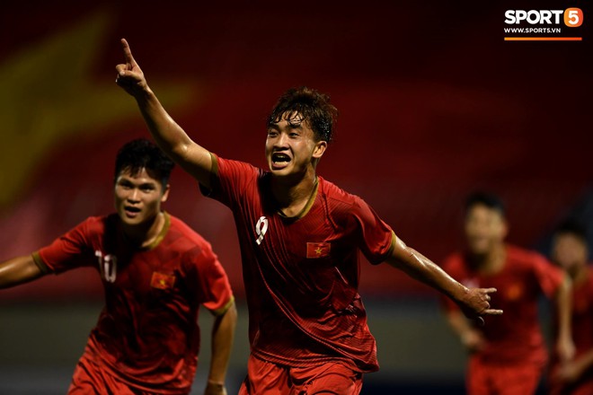 Hot boy Danh Trung ghi bàn, U21 Việt Nam đánh bại đối thủ châu Âu: Những gợi ý quan trọng cho HLV Park Hang-seo tại SEA Games 2019 - Ảnh 3.