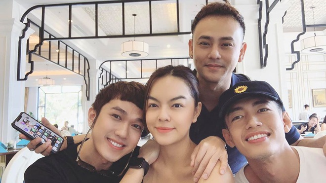 Chưa biết tiền mừng cưới thế n&agrave;o, Phạm Quỳnh Anh thiệt hại 20 triệu sau m&agrave;n dẩy đầm c&ugrave;ng Đ&ocirc;ng Nhi - &Ocirc;ng Cao Thắng - Ảnh 1.