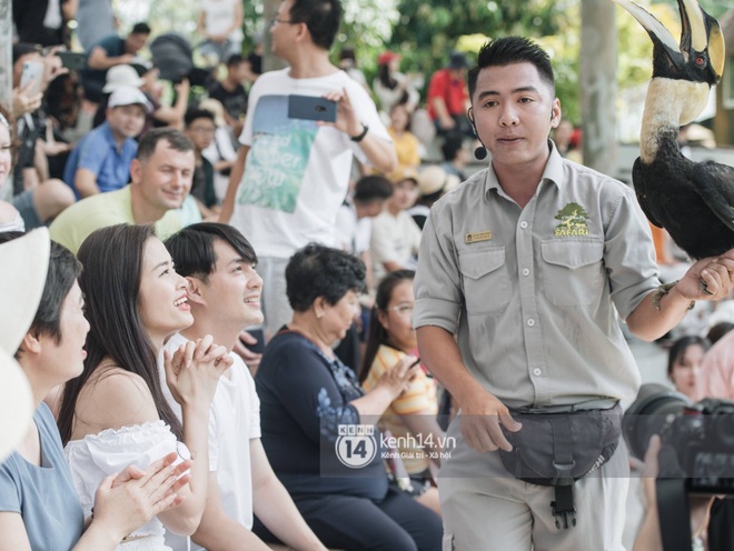 Theo chân Đông Nhi và Ông Cao Thắng sáng đầu tiên sau khi thành vợ chồng: Tân lang tân nương bế em bé cực thuần thục, mau sinh con đi thôi! - Ảnh 10.