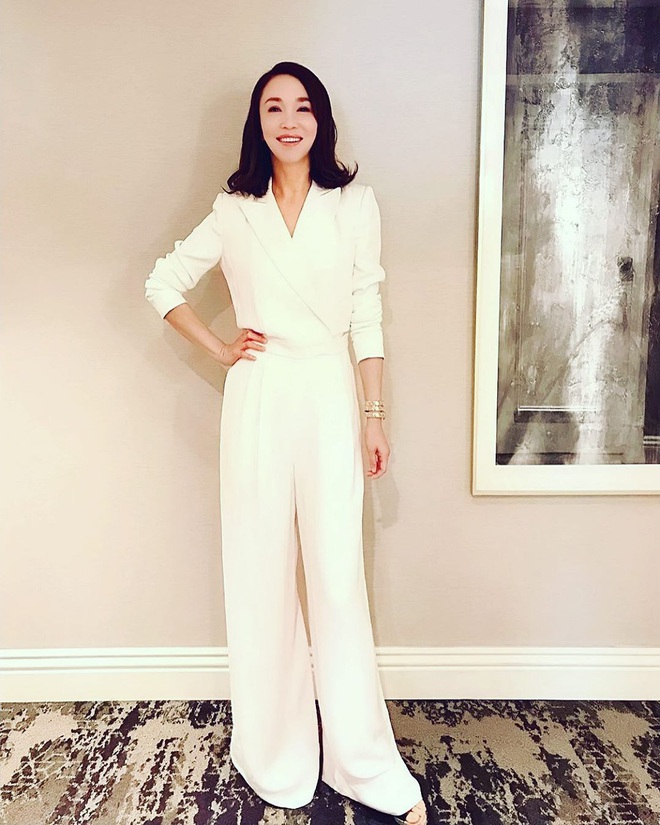 Tứ đại mỹ nhân châu Á diện chung một thiết kế jumpsuit trắng: Quá khó để nhận định ai đỉnh nhất - Ảnh 4.