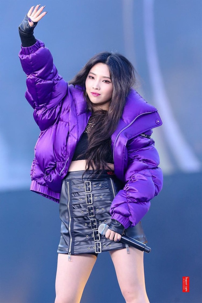 Ngắm trọn nhan sắc (G)I-dle Soyeon của nhóm True Damage, mỹ nhân hóa thân nữ tướng Akali tại CKTG 2019 - Ảnh 6.