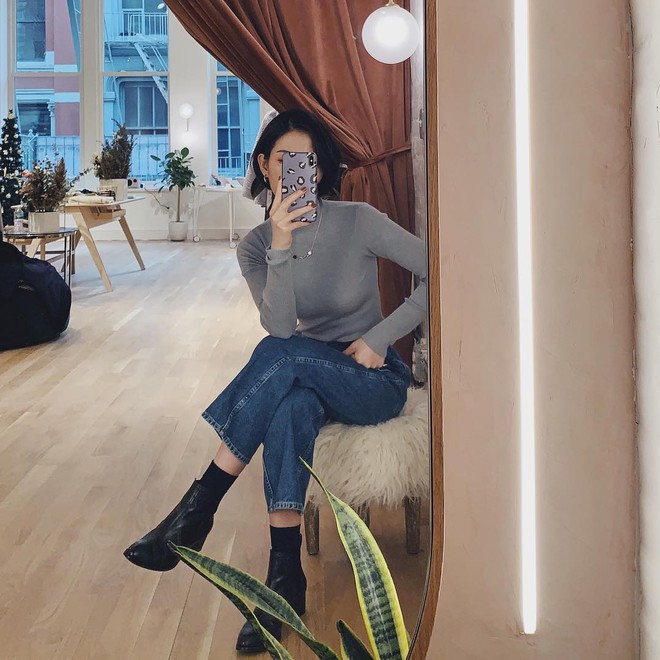 Diện quần jeans, chưa chắc l&agrave; bạn đ&atilde; c&oacute; vẻ ngo&agrave;i s&agrave;nh điệu nếu kh&ocirc;ng mix với 4 mẫu gi&agrave;y sau đ&acirc;y - Ảnh 2.