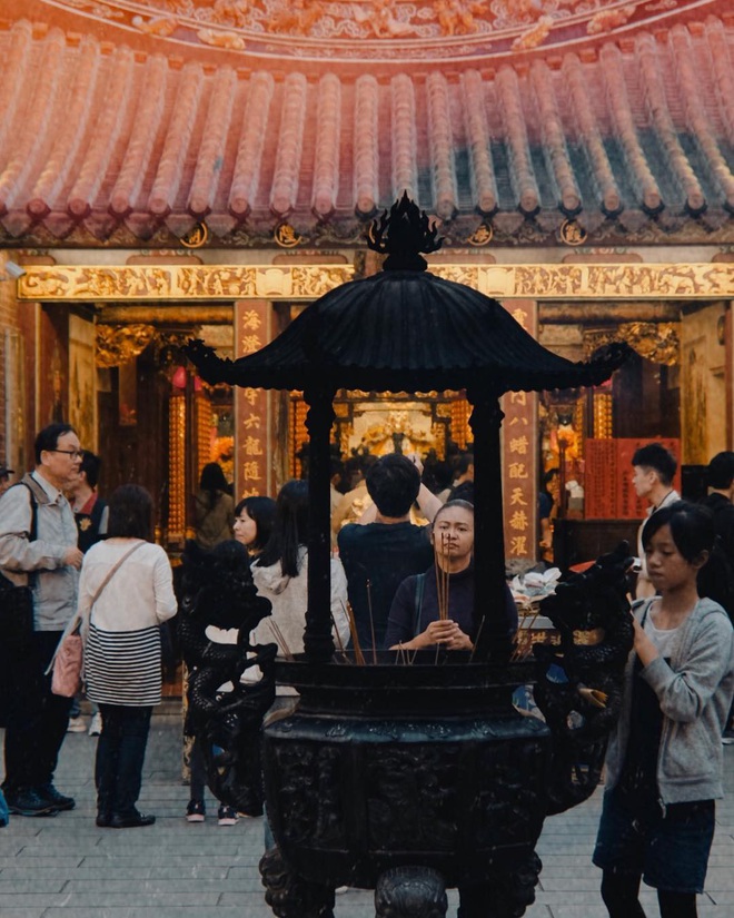 Du lịch Đài Loan đừng quên ghé thăm ngôi đền se duyên nổi tiếng để khi đi lẻ bóng, lúc về có đôi - Ảnh 6.