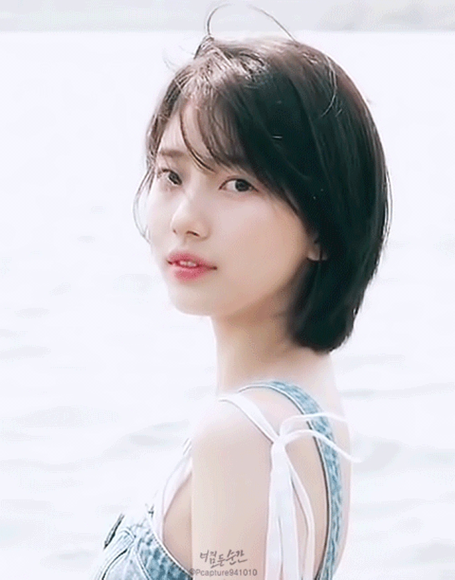 Đến tận bây giờ, netizen Hàn vẫn rất mê kiểu tóc ngắn của Suzy và tha thiết mong cô diện lại - Ảnh 1.