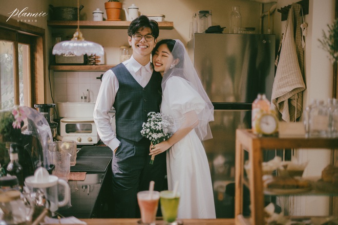 Trọn bộ ảnh cưới cực đáng yêu của cặp đôi MC trai tài gái sắc Mạnh Cường – Hương Giang - Ảnh 1.