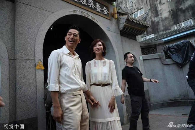 Bị phản đối dữ dội, siêu mẫu ngực khủng xứ Đài Lâm Chí Linh vẫn váy cưới lộng lẫy tập dượt trước hôn lễ với chồng Nhật kém 7 tuổi - Ảnh 4.