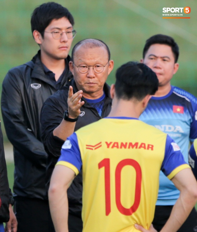 HLV Park Hang-seo không dẫn dắt U22 Việt Nam đá giao hữu, dồn toàn tâm trí cho buổi tập quan trọng cùng ĐTQG - Ảnh 4.