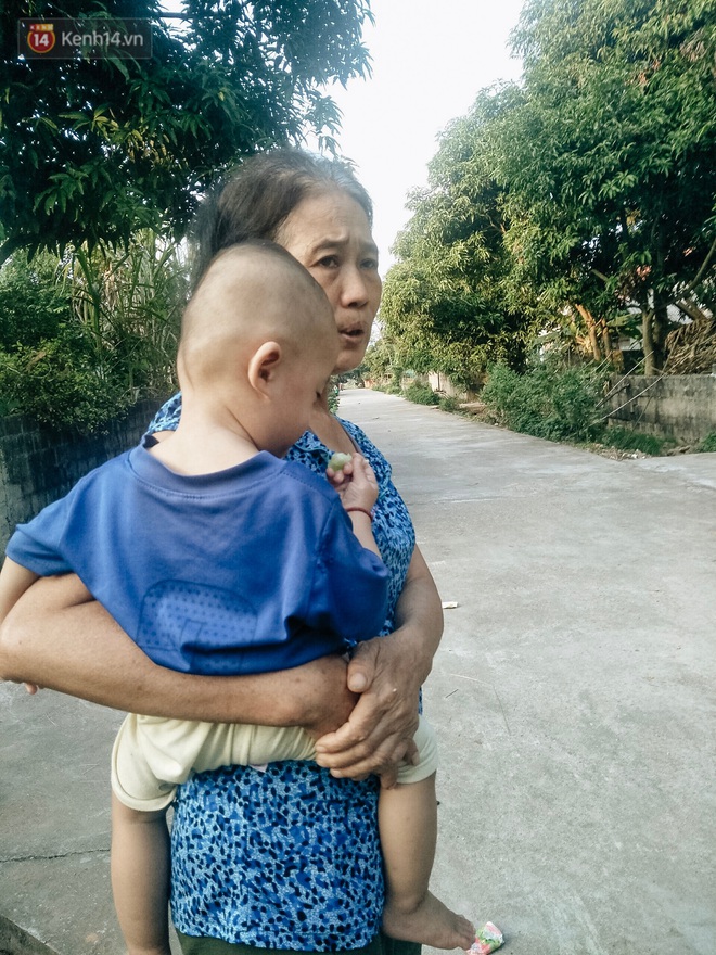 Tuy&ecirc;n Quang: Nh&acirc;n chứng kể lại gi&acirc;y ph&uacute;t kinh ho&agrave;ng ph&aacute;t hiện 3 bố con treo cổ tự tử - Ảnh 3.