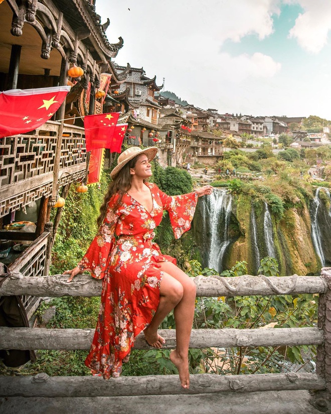 Lần đầu du lịch Trung Quốc, nữ travel blogger tá hỏa với loạt địa điểm trên mạng – ngoài đời khiến cô “một đi không trở lại” - Ảnh 4.
