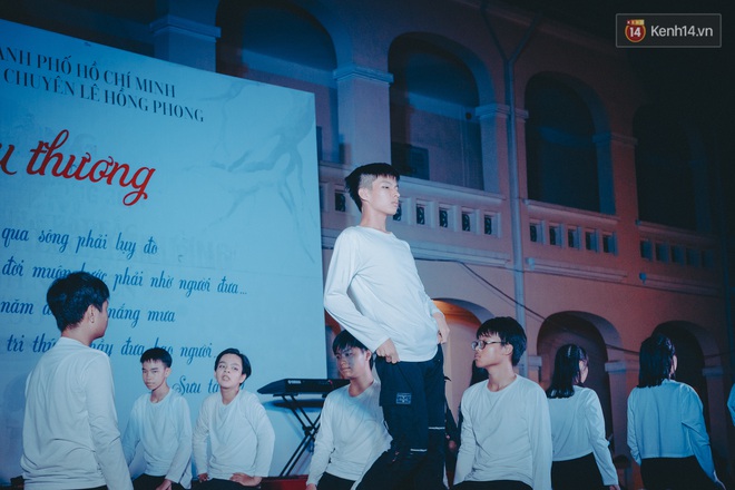 Chung kết văn nghệ &ldquo;Dưới m&aacute;i trường&rdquo; của teen L&ecirc; Hồng Phong: C&ugrave;ng kh&oacute;c, c&ugrave;ng cười v&igrave; ch&uacute;ng ta l&agrave; một phần thanh xu&acirc;n của nhau! - Ảnh 5.