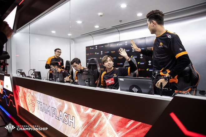 Lịch thi đấu B&aacute;n kết, Chung kết AIC 2019: Team Flash v&agrave; IGP Gaming t&aacute;i hiện trận cầu trong mơ tr&ecirc;n đất Th&aacute;i - Ảnh 3.