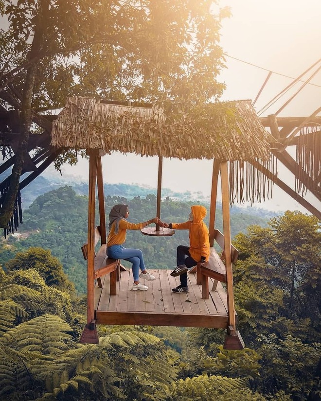 Độc nhất Indonesia quán cafe lửng lơ trên cây không dành cho hội yếu tim, dân mạng đua nhau check-in ầm ầm trên Instagram - Ảnh 16.
