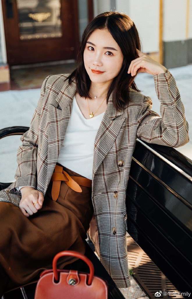 Chưa bao giờ thấy m&agrave;u n&acirc;u lại đẹp đến thế: Ai ngắm nh&igrave;n cũng muốn đắm ch&igrave;m trong sắc độ l&atilde;ng mạn ấy nguy&ecirc;n cả m&ugrave;a Thu - Ảnh 14.