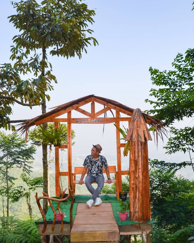 Độc nhất Indonesia quán cafe lửng lơ trên cây không dành cho hội yếu tim, dân mạng đua nhau check-in ầm ầm trên Instagram - Ảnh 8.