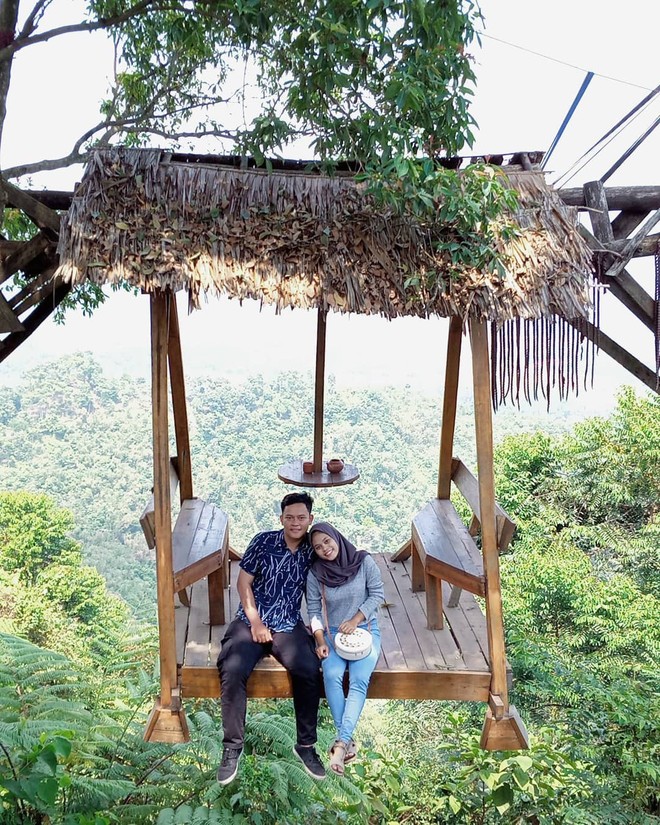 Độc nhất Indonesia quán cafe lửng lơ trên cây không dành cho hội yếu tim, dân mạng đua nhau check-in ầm ầm trên Instagram - Ảnh 2.