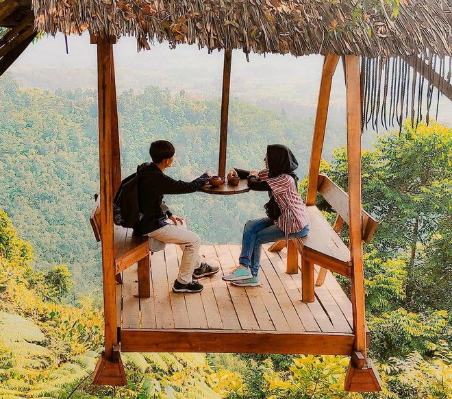 Độc nhất Indonesia quán cafe lửng lơ trên cây không dành cho hội yếu tim, dân mạng đua nhau check-in ầm ầm trên Instagram - Ảnh 14.