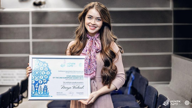 Chân dung nữ nghị sĩ trẻ nhất Belarus khiến cộng đồng mạng điêu đứng: Sở hữu vẻ đẹp tựa thiên thần, từng lọt top 5 Hoa hậu Thế giới - Ảnh 8.