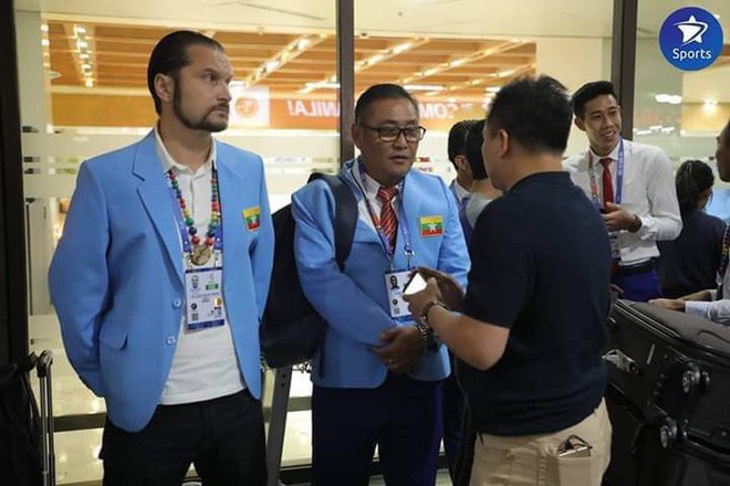 BTC SEA Games 2019 tiếp tục dính phốt tiếp đón các đội tuyển U22: Sau Việt Nam, đến lượt Myanmar và Đông Timor bị bỏ bom ở sân bay - Ảnh 1.