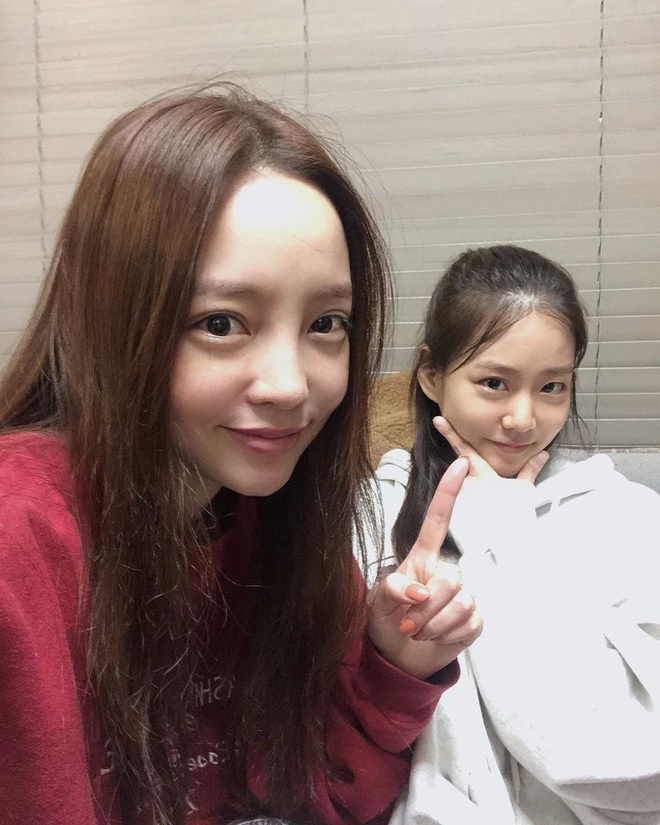 Goo Hara và Sulli qua đời: Fan lo khi G-Dragon, IU mất bạn thân; Heechul gây quan ngại khi đột ngột unfollow, để riêng tư Instagram - Ảnh 16.