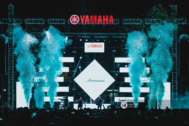 Yamaha Road to Ravolution: DJ Battle tại Đà Nẵng: Trung Quân Idol rủ rê Phùng Khánh Linh và Xesi lập nhóm nhạc - trận thư hùng bất phân thắng bại - Ảnh 1.