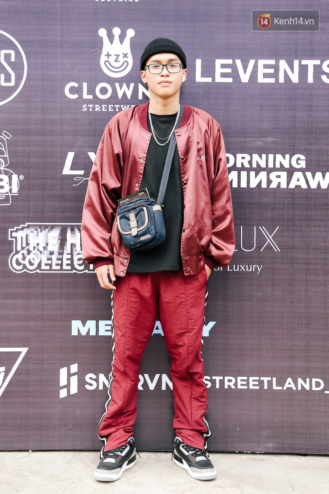 Street style giới trẻ tại Sole Ex 2019: Không chỉ khoe giày “chất”, các bạn trẻ còn lên đồ siêu “xịn”, không thiếu ca cực chặt chém - Ảnh 7.