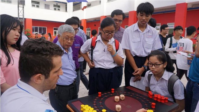 GS Đỗ Đức Thái: “Chúng ta học không phải để đi thi” - Ảnh 2.