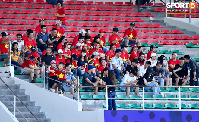 HLV Park Hang-seo bức xúc vì màn lật kèo của U22 Brunei: Cầu thủ giàu nhất thế giới không được đăng ký đá chính nhưng lại bất ngờ ra sân thi đấu từ đầu - Ảnh 7.