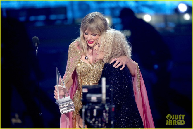 Taylor Swift rơm rớm phát biểu nhận giải Nghệ sĩ của thập kỷ: Mặc bao thị phi, hôm nay là ngày vinh quang nhất trong sự nghiệp của Rắn Chúa - Ảnh 3.