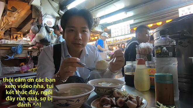 Khoa Pug gặp anti fan ngay trong lúc đang quay vlog ở Đài Loan, lập tức đổi thái độ mất hứng và có phần rụt rè - Ảnh 10.