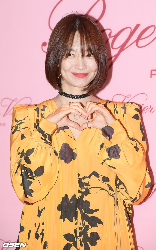 M&agrave;n đụng độ đ&atilde; mắt giữa Park Min Young v&agrave; Shin Min Ah: Bạn g&aacute;i Kim Woo Bin bị thư k&yacute; Kim lấn &aacute;t chỉ v&igrave; nếp nhăn hại - Ảnh 6.