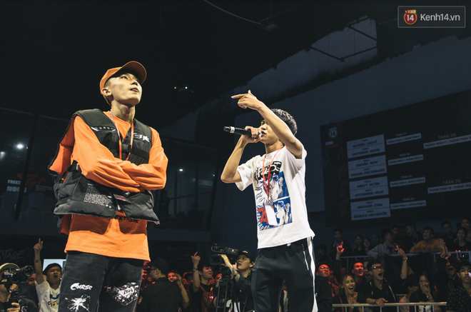 Xem ngay những màn battle rap gay cấn nhất tại vòng Knock-Out của BeckStage: Các đấu thủ để lại những cơn dư chấn khiến striver không thể ngồi yên! - Ảnh 21.