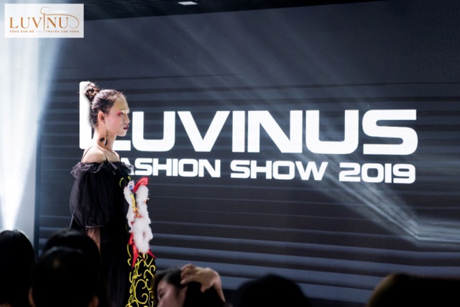 LUVINUS FASHION SHOW 2019: “Mãn nhãn” với bài tốt nghiệp của học viên Luvinus - Trung tâm đào tạo cắt may thời trang chuyên nghiệp - Ảnh 1.