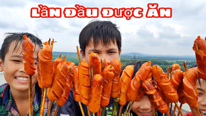Youtuber nghị lực nhất Việt Nam: ở nhà tre nứa, làm phụ hồ nhưng vẫn gây dựng được channel ẩm thực hơn 760k subscribers - Ảnh 11.