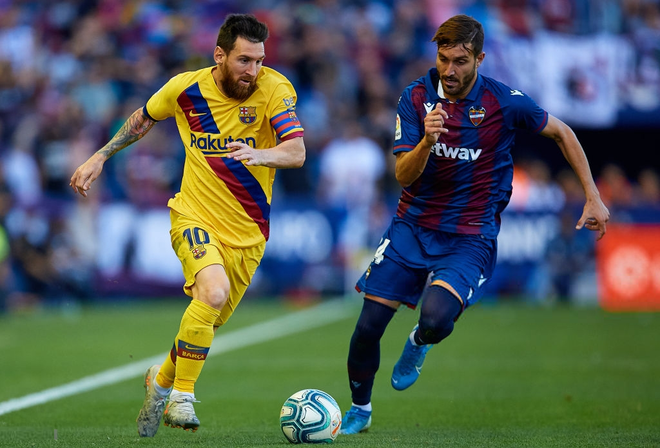 Messi mở tỷ số từ chấm phạt đền, Barcelona vẫn bất ngờ sụp đổ trong 8 phút và đại bại trước đối thủ ít ai ngờ tới - Ảnh 6.