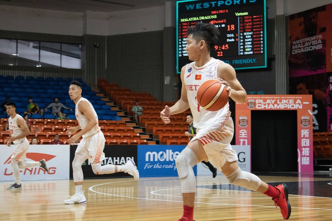 Sử dụng ngoại binh, Westports Malaysia Dragons vẫn thất thủ trước tuyển Việt Nam trong trận giao hữu tiền SEA Games 30 - Ảnh 2.