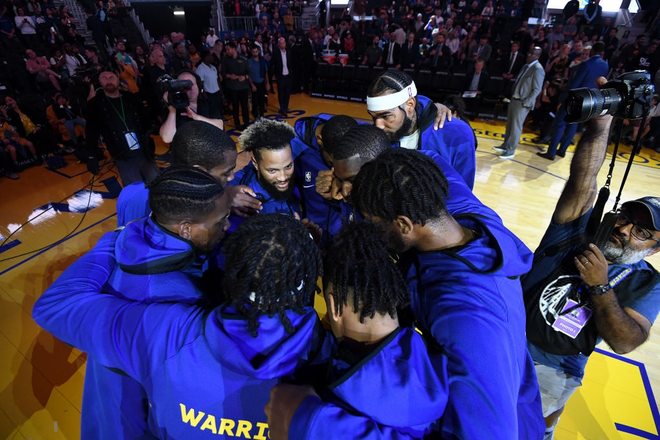 NBA 19-20: Chấn thương tàn phá cả đội hình, Golden State Warriors nhận thất bại thứ 4 trên sân nhà trước Charlotte Hornets - Ảnh 3.