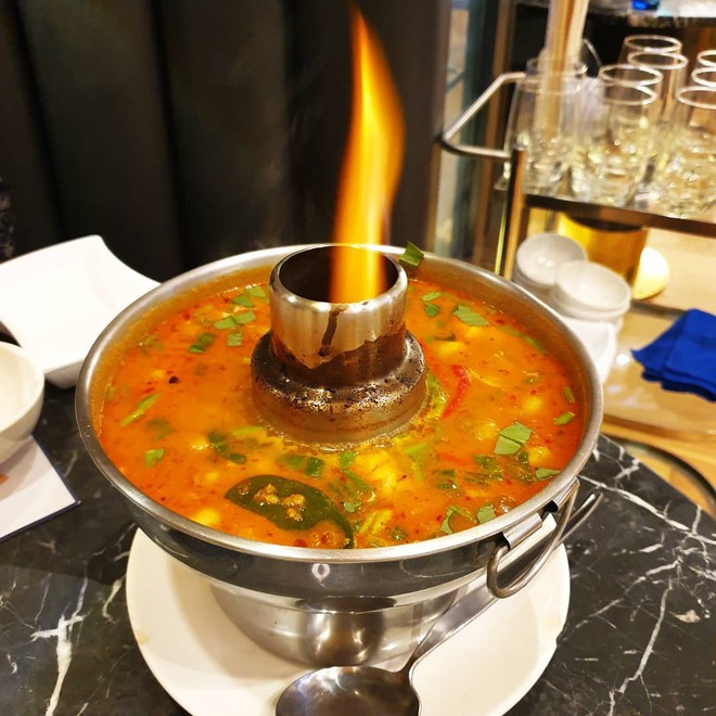 Đến Bangkok nhất định phải thử tom yum, nhưng chưa biết đến đâu ăn cho ngon thì có tận 8 địa chỉ dành cho bạn này - Ảnh 22.