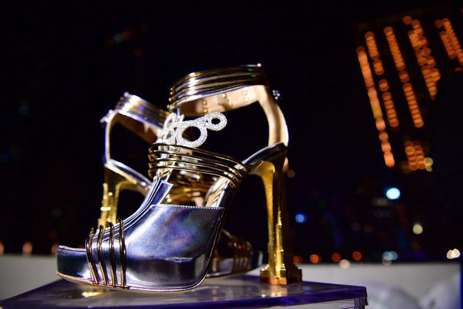 “Thánh nữ hàng hiệu” Ngọc Trinh có chi bạo đến đâu chắc cũng phải choáng váng khi nhìn giá đôi giày đắt nhất thế giới - Ảnh 5.