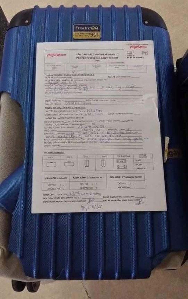 Bị hành khách tố "ném hành lý vỡ tan tành không đền bù", đại diện VietJet Air lên tiếng - Ảnh 1. Bị hành khách tố "ném hành lý vỡ tan tành không đền bù", đại diện VietJet Air lên tiếng - Ảnh 1.