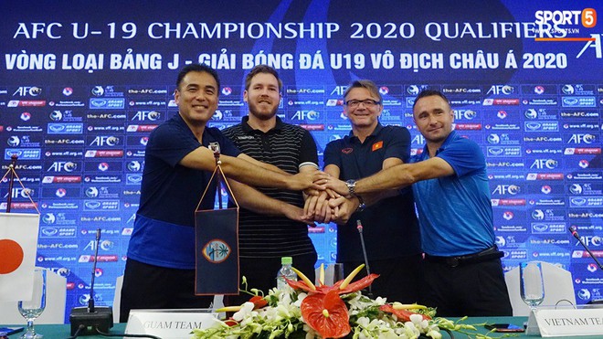 HLV U19 Việt Nam, Phillippe Troussier: Toàn đội đang rất tự tin, đích đến của lứa cầu thủ này sẽ là World Cup - Ảnh 2.